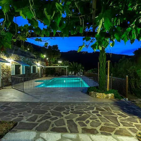 Borgo Dell'uccellaia - Ambra Villa *